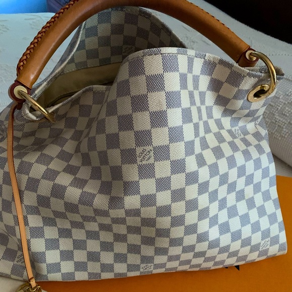 Louis Vuitton Artsy MM, Damier Azur, Like New Condition - Picture 3 of 5